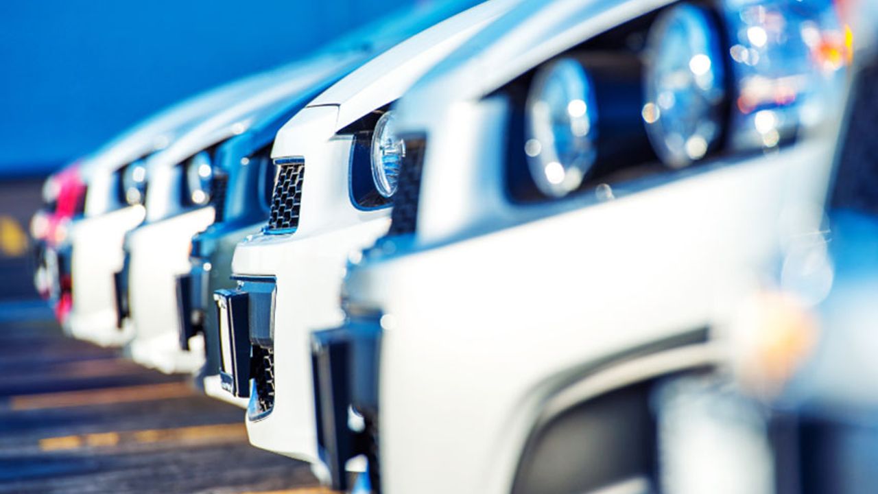 Temmuz'da 85.916 adet otomobil, 26.543 adet hafif ticari araç satıldı