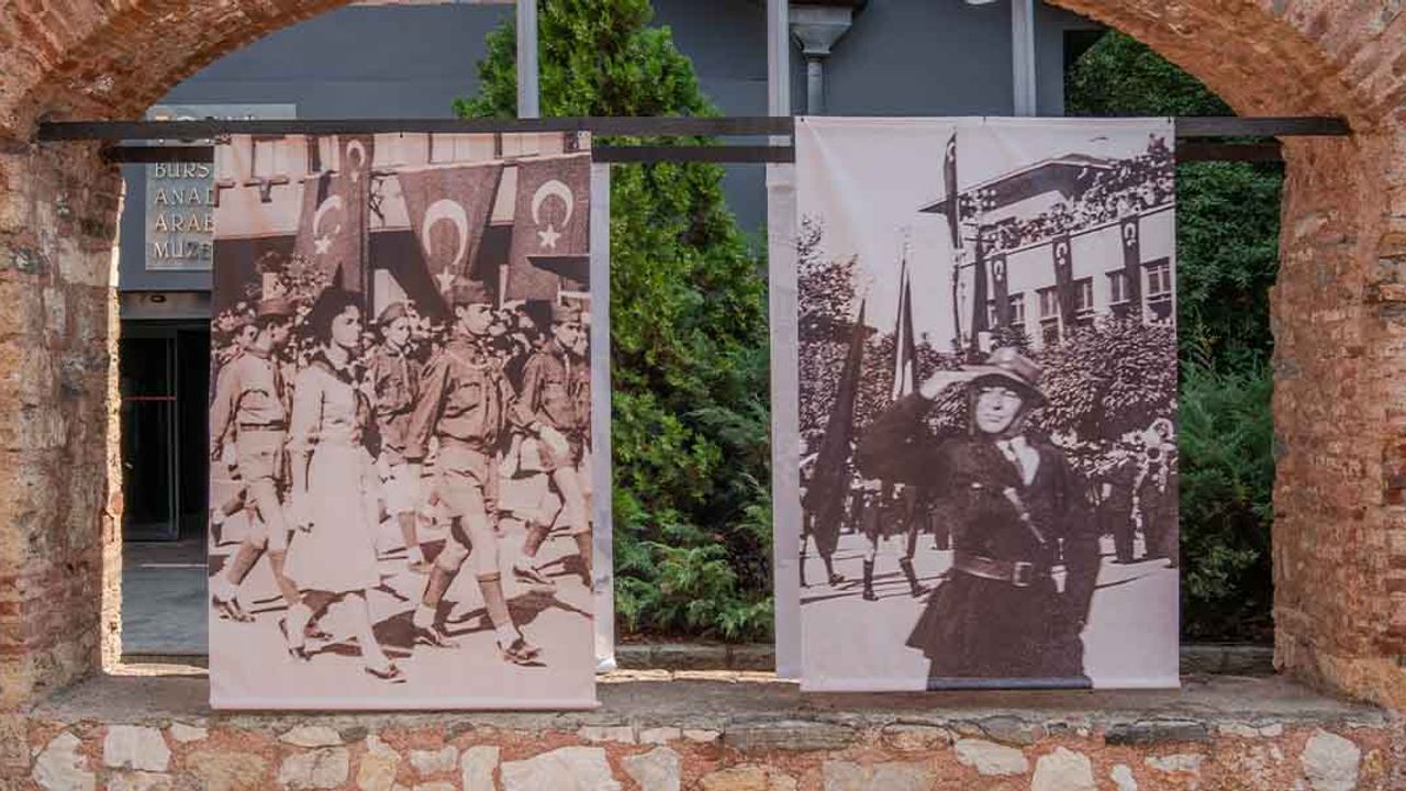 Tofaş'tan Cumhuriyet’in 100. yılına özel sergi