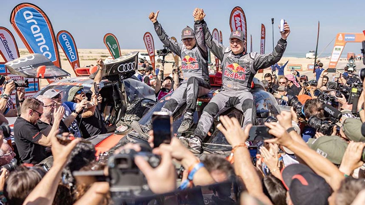 Audi konsept aracıyla Dakar Rallisi’nde zafer elde etti