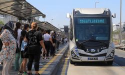 İstanbul'un Yeni Metrobüsleri Sefere Başladı