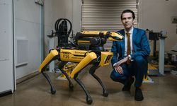 Jaguar Land Rover’dan Robot Bekçı̇ Köpeğı̇ “Rover”