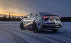 Alpine, spor fastback modeli A390'u tanıtmaya hazırlanıyor