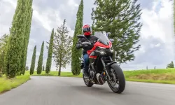 Yeni Nesil Touring: 2025 Yamaha TRACER 7 Güncellendi