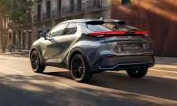 Toyota C-HR 10 Yaşında: Coupe Tasarımlı Hibrit SUV’un Başarı Hikâyesi