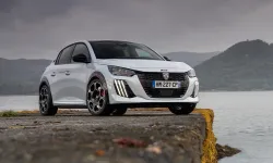 Peugeot E-208 GTi Türkiye’ye Geliyor