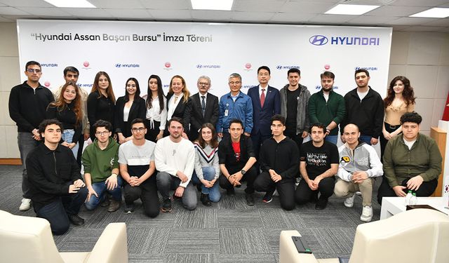 Hyundai Burs Fonu ile öğrencileri parlak bir gelecek bekliyor