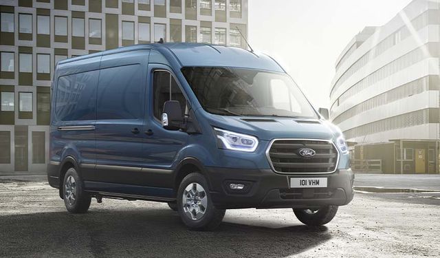 Ford Transit’e yeni dijital özellikler yükleniyor