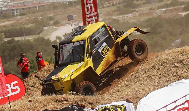 Denizli Offroad Yarışı'nda büyük çekişme yaşandı