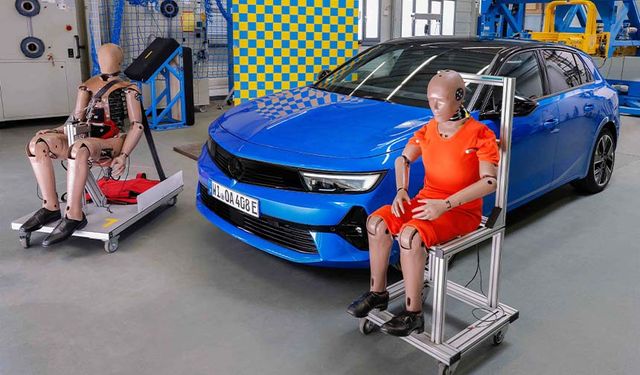Opel Astra Elektrik’e Ecotest’ten 5 Yıldız! 