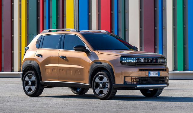 FIAT Yepyeni ‘Grande Panda’nın Hibrit Versiyonunu Tanıttı