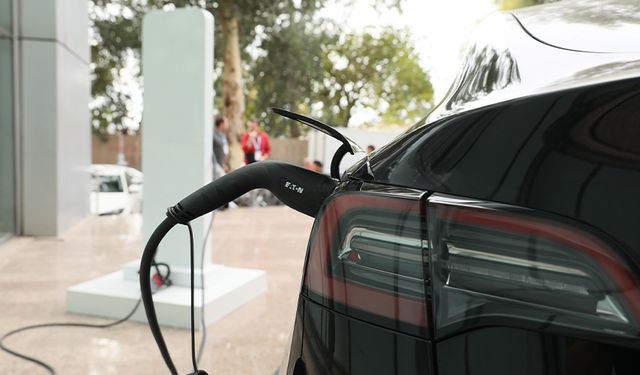 Sıcak Hava Elektrikli Otomobillerin Menzilini Etkiler mi!