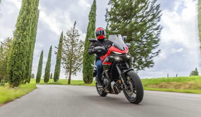 Yeni Nesil Touring: 2025 Yamaha TRACER 7 Güncellendi