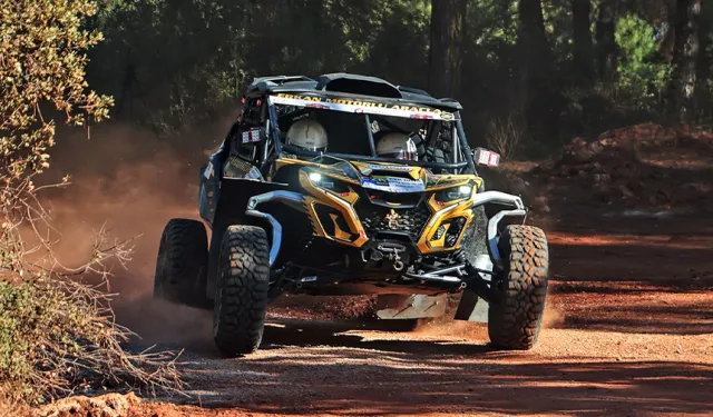 Baja Attalos ile Kepez'de Offroad Rüzgarı Esti