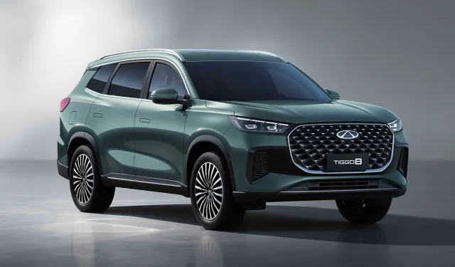 7 Koltuklu Lüks SUV: Chery TIGGO8, Yılın Otomobili Seçildi!