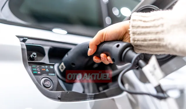 Elektrikli Araçlar AB Pazarına Yön Veriyor