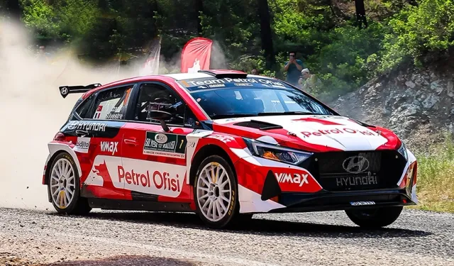 Kerem Kazaz, Yeşil Bursa Rallisi'nde Liderliğini Pekiştirdi