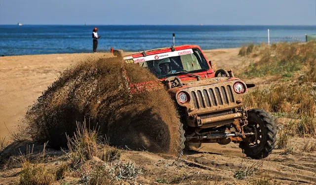 Sakarya Küçükboğaz'da Offroad Şöleni