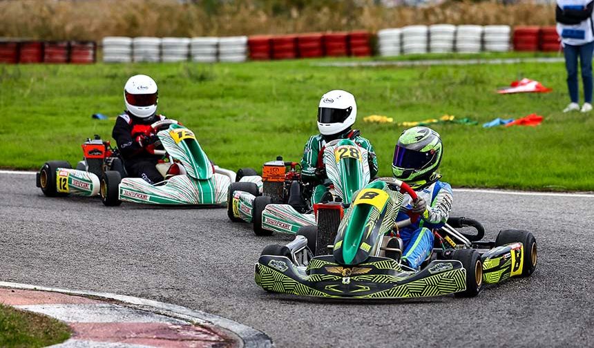 Türkiye Karting Şampiyonası Uşak'ta Devam Ediyor