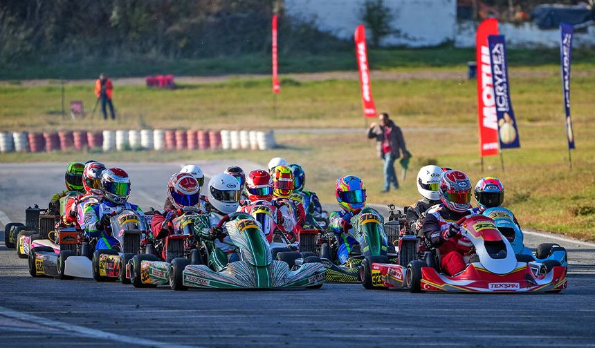 Karting Son Ayak Yarışlarında Büyük Çekişme