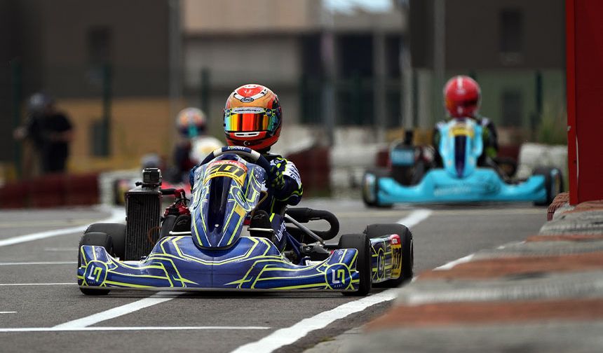 Sezonun İkinci Karting Yarışı Tuzla'da Yapıldı