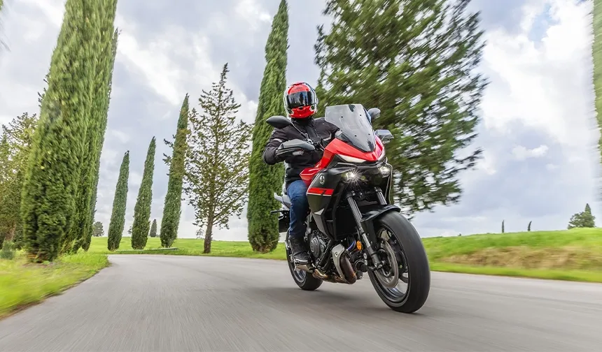 Yeni Nesil Touring: 2025 Yamaha TRACER 7 Güncellendi