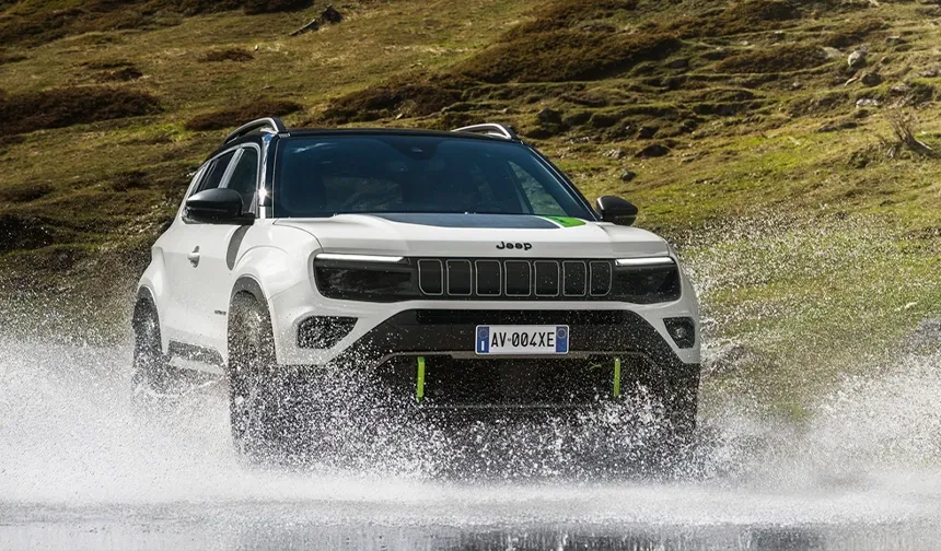 Jeep Avenger 4xe Türkiye’de: Hibrit 4x4 ile Yeni Macera