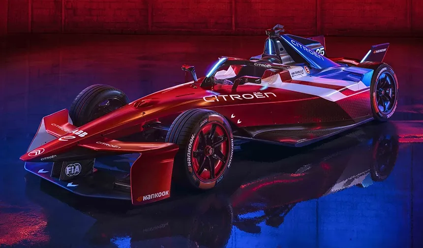 Citroen Formula E'de yarışacak otomobilini tanıttı