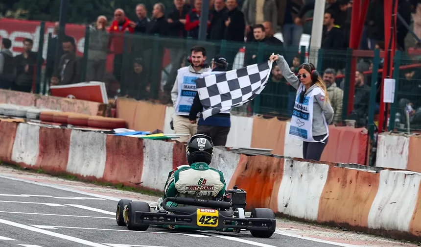 Karting Şampiyonası'nda Puan Mücadelesi Sürüyor