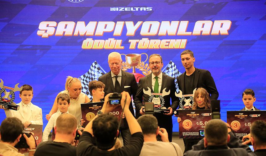 Dünya Şampiyonları İzmir’de: TMF 2025 Ödül Gecesi Yapıldı