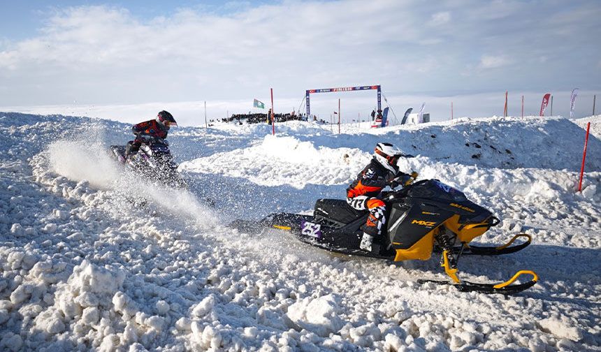 Türkiye Dünya Kar Motosikleti Şampiyonası Rize'de Yapıldı