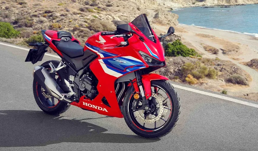 Honda CBR500R, E-Clutch Teknolojisiyle Satışa Sunuldu