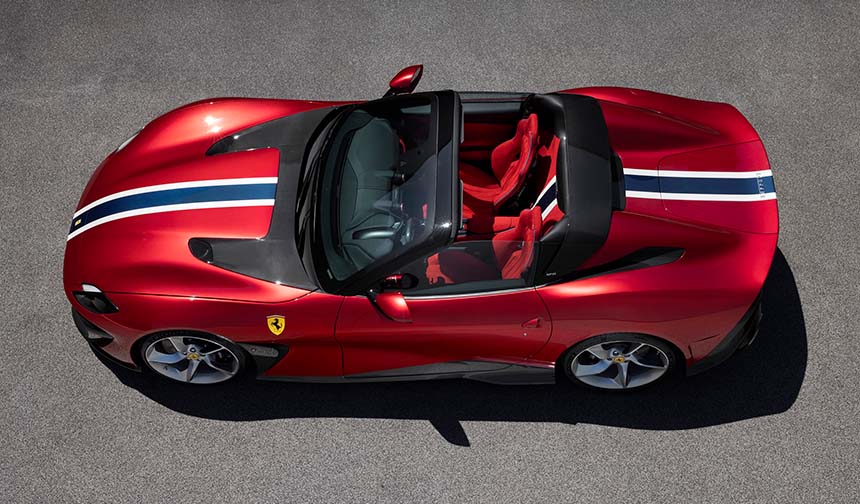 V12 motorlu Ferrari SP51