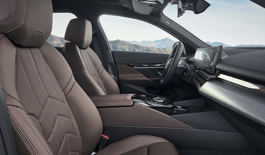 Yeni BMW 5 Serisi surucu kabini
