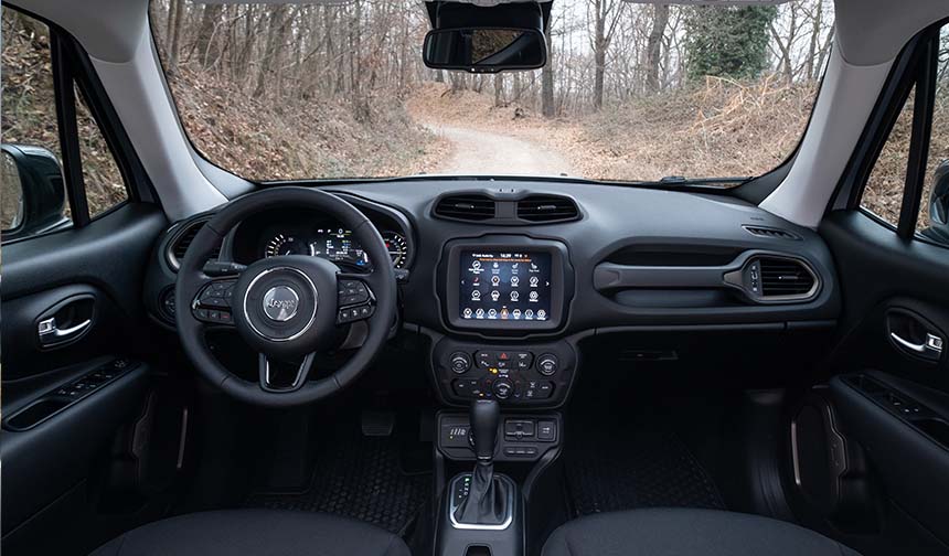 Jeep Renegade Compas e-Hybrid S kokpit