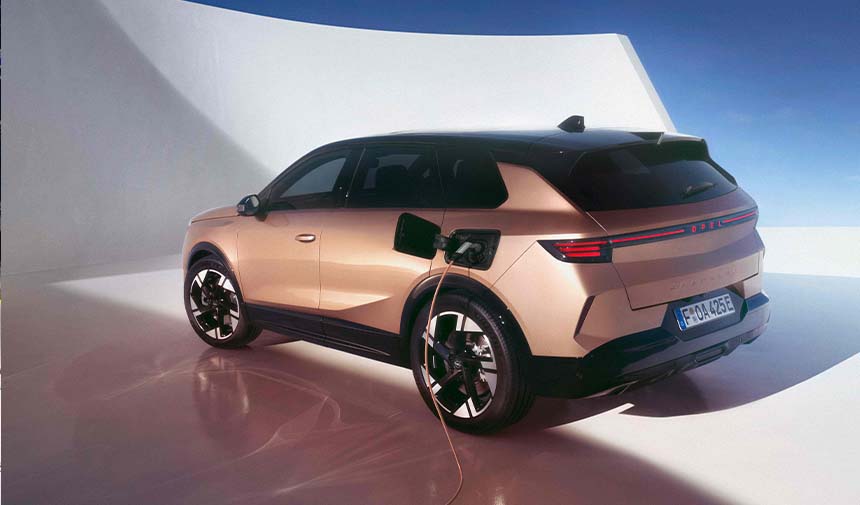 Stellantis'in Mobilite Yeniliklerinden Biri Elektrikli Yeni Opel Grandland