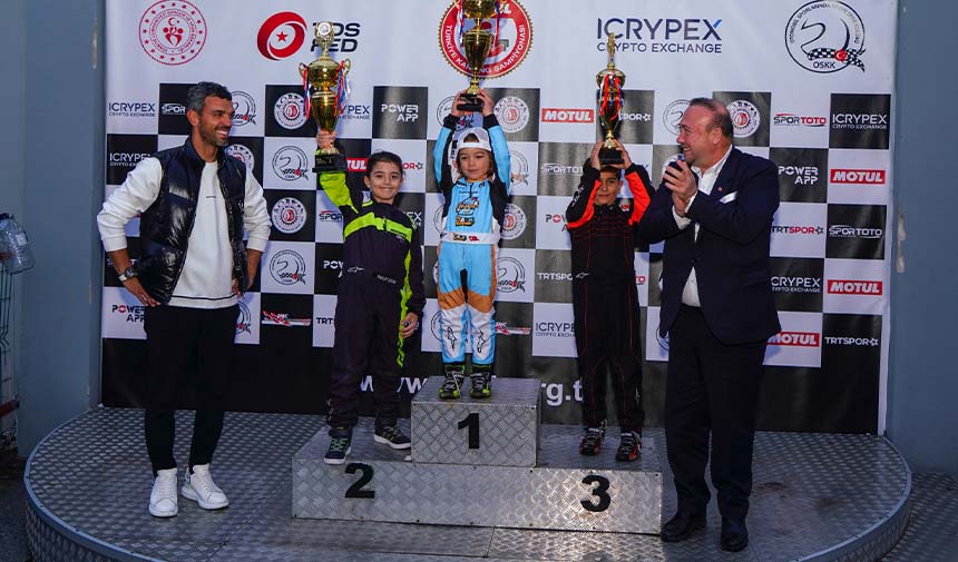 Usak Karting Yarisi Mini Podyum