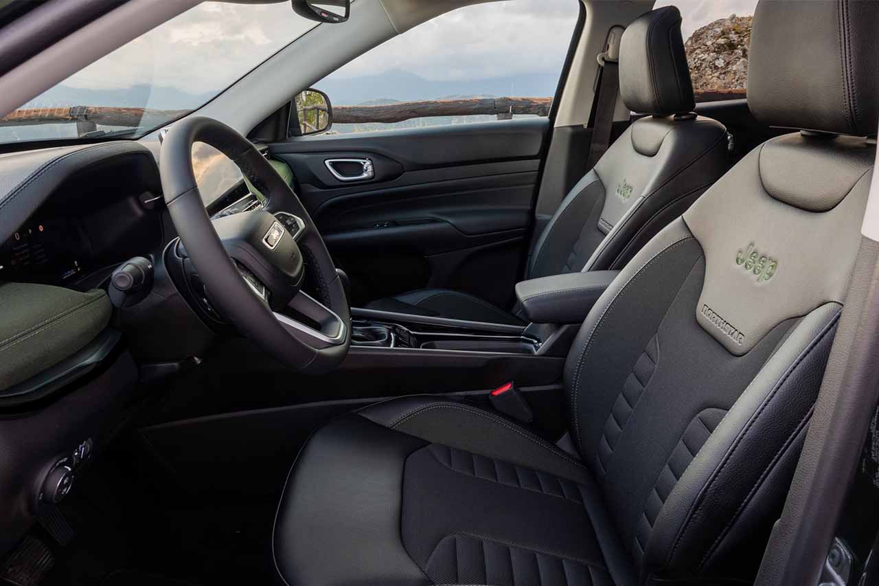 Jeep Compass North Star Ergonomik Özel Koltuklar