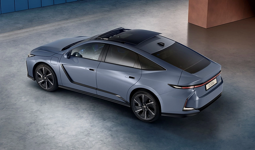 Lexus Es 500E Çarpıcı Tasarım