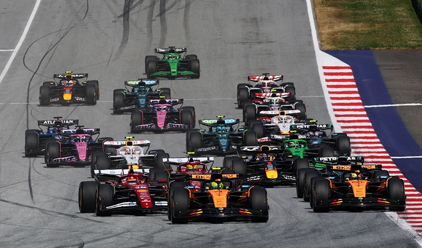 F1 Avusturya Gp Startından Sonraki Ilk Viraj