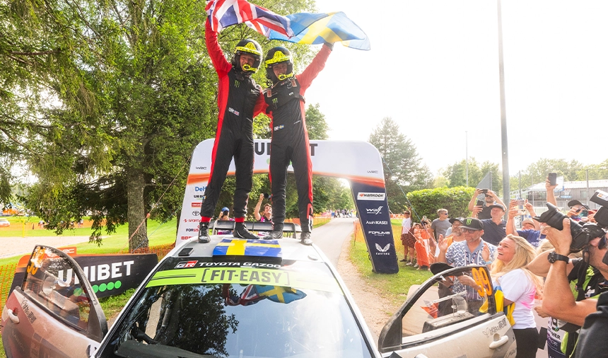 Solberg Ve Co Pilotundan Zafer Sevinci