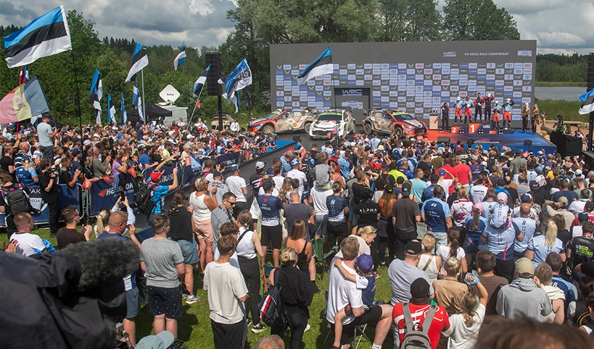 Wrc Estonya Rallisi Podyum