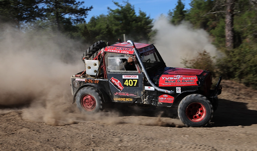Vezirkopru Offroad Yarisi Otomobil 1