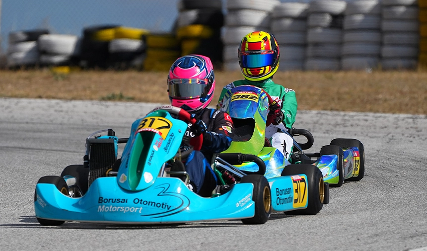 Usak Karting Yarisi Ayse Cebi