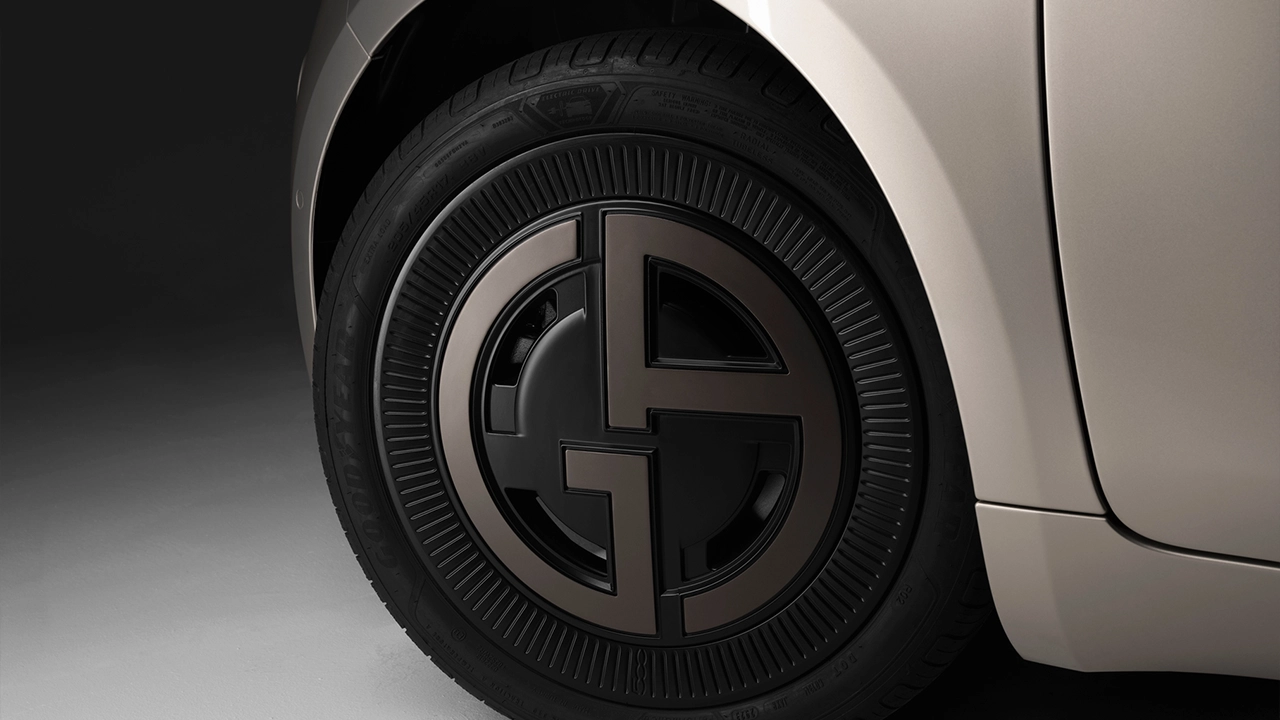 Fiat 500E Giorgio Armani Collector's Editions