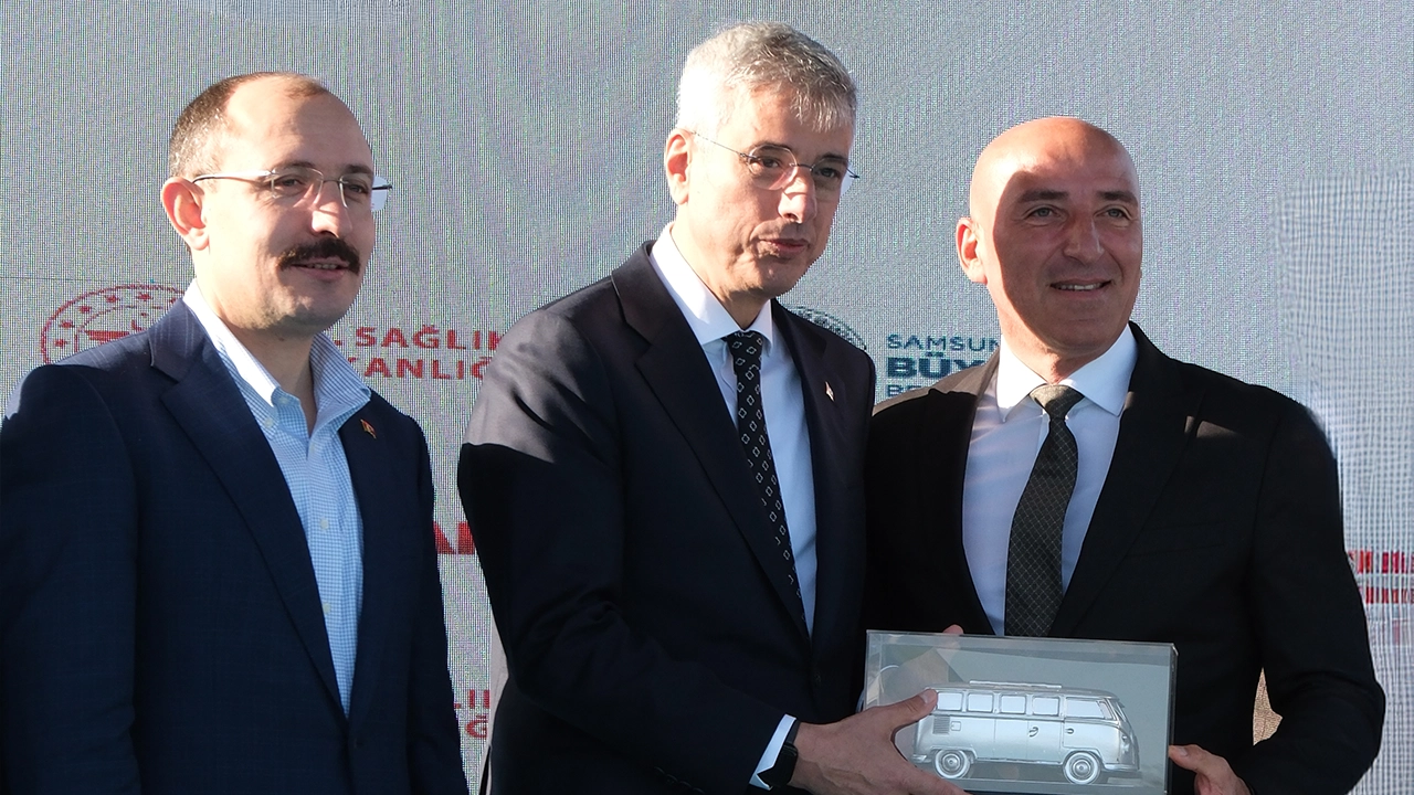 Volkswagen Crafter Ambulans Teslimat Töreni