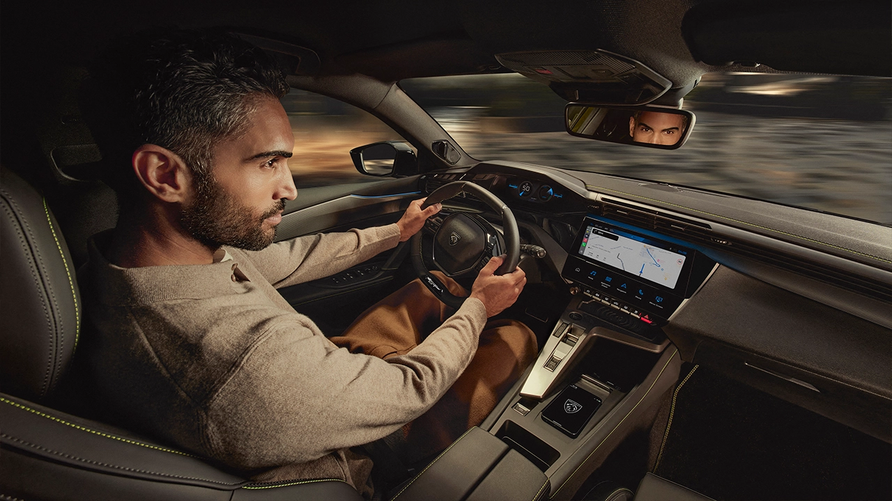 Sürücü Odaklı Peugeot I Cockpit® Kabinde Öne Çıkıyor