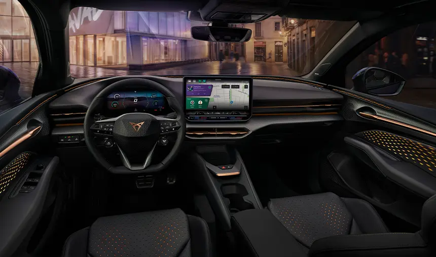 Yeni Cupra Raval Kokpit