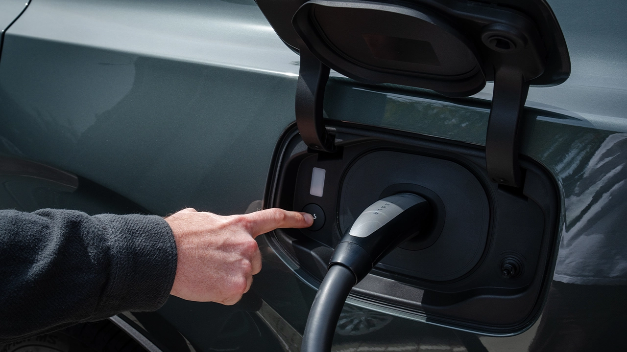 Volvo Sürücülerine Tesla Supercharger Erişimi