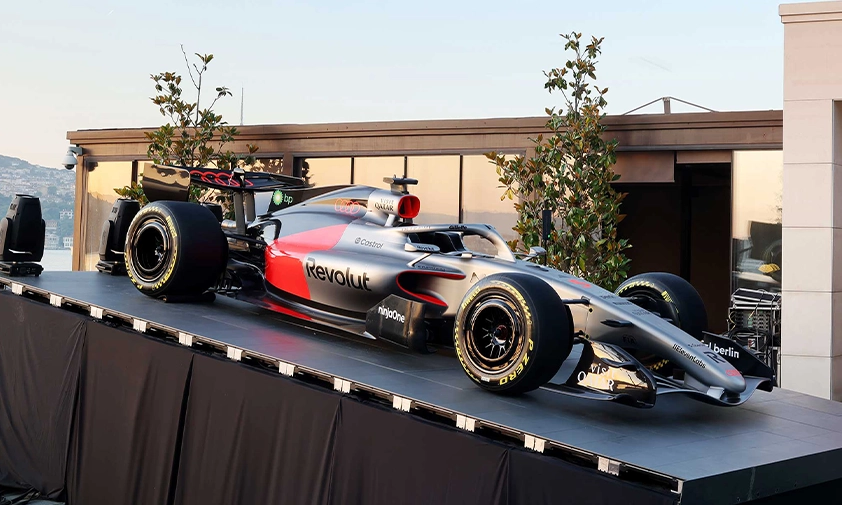 Audi R26 Showcar'dan İstanbul’da Formula 1 Rüzgarı