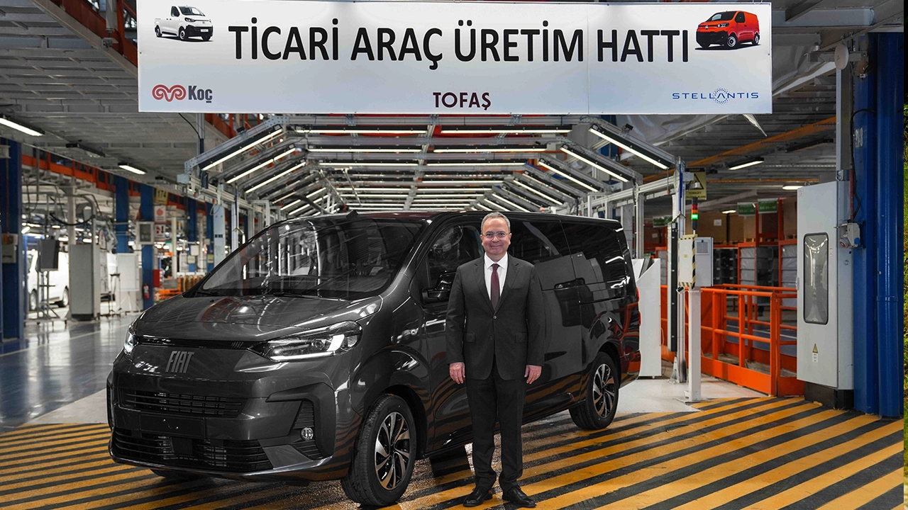 Fiat Marka Direktörü Altan Aytaç Ve Fiat Ulysse
